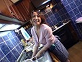 宅配ママを家事中にヤリたい放題2　サンプル画像03